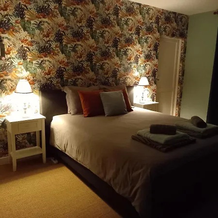 D'hotes Coursaint-pierre 3*